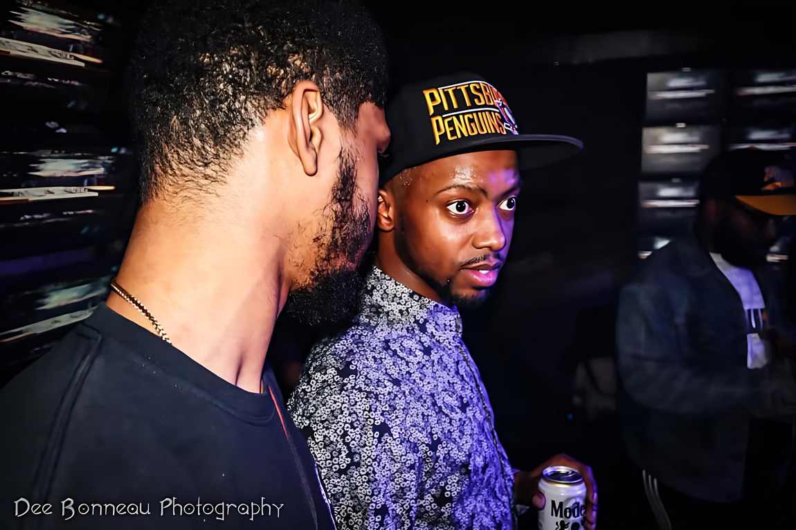 Between sets, DJ era