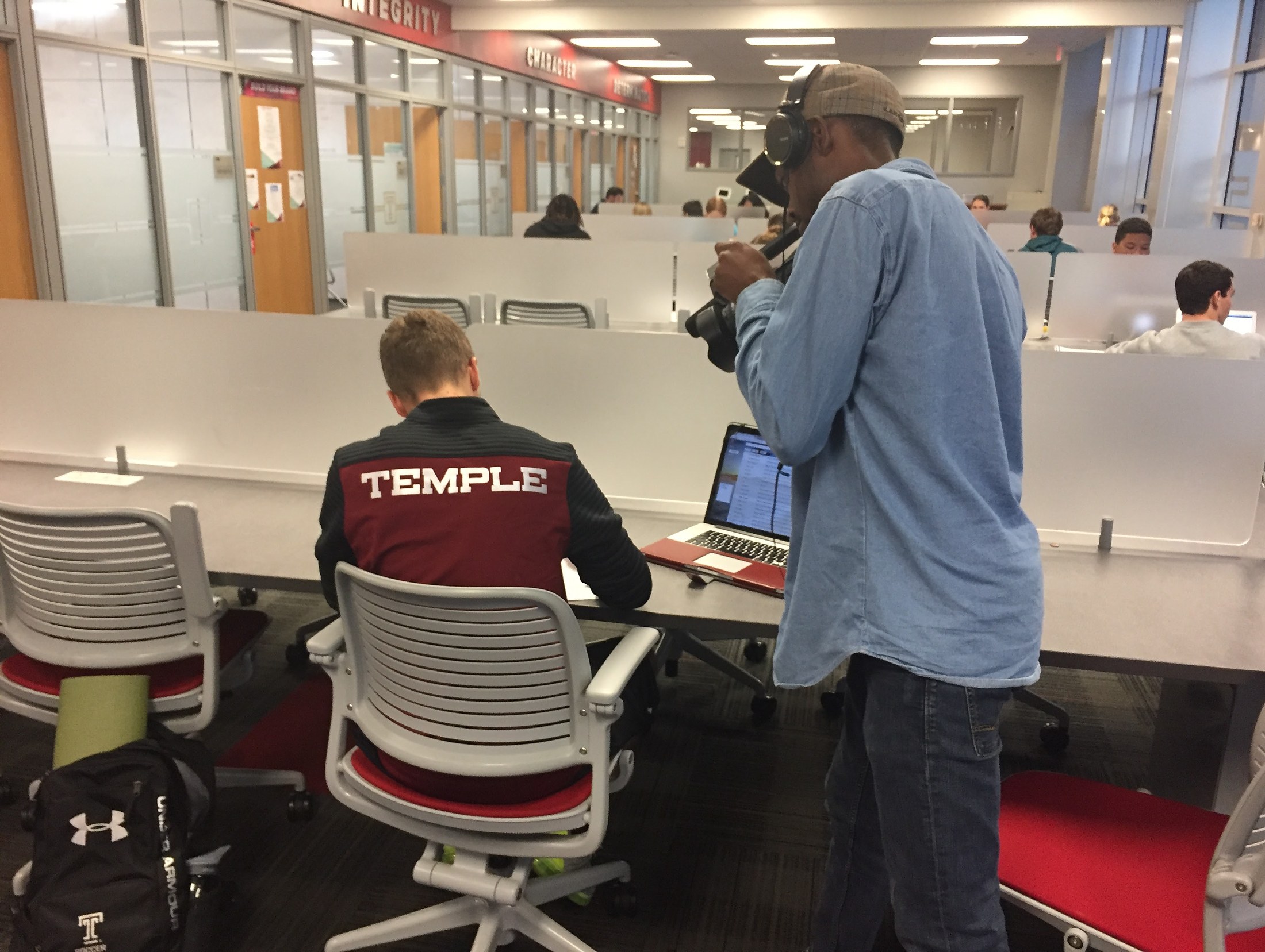 OwlSports newsroom, 2016
