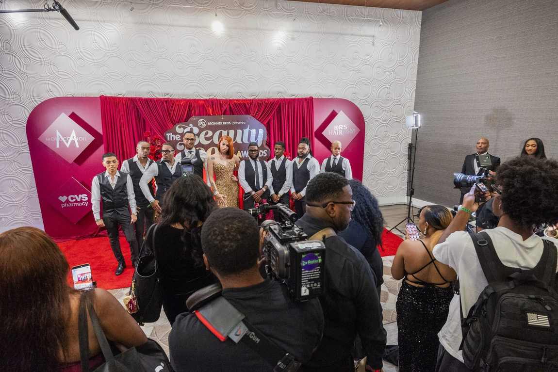 The Beauty Icon Awards stage under show lights, photographed by Davone