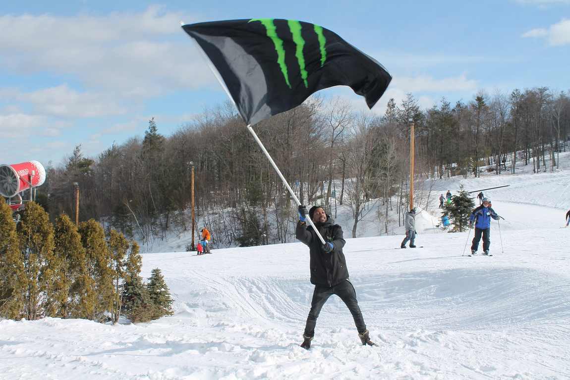 Monster flag in the snow, 2017