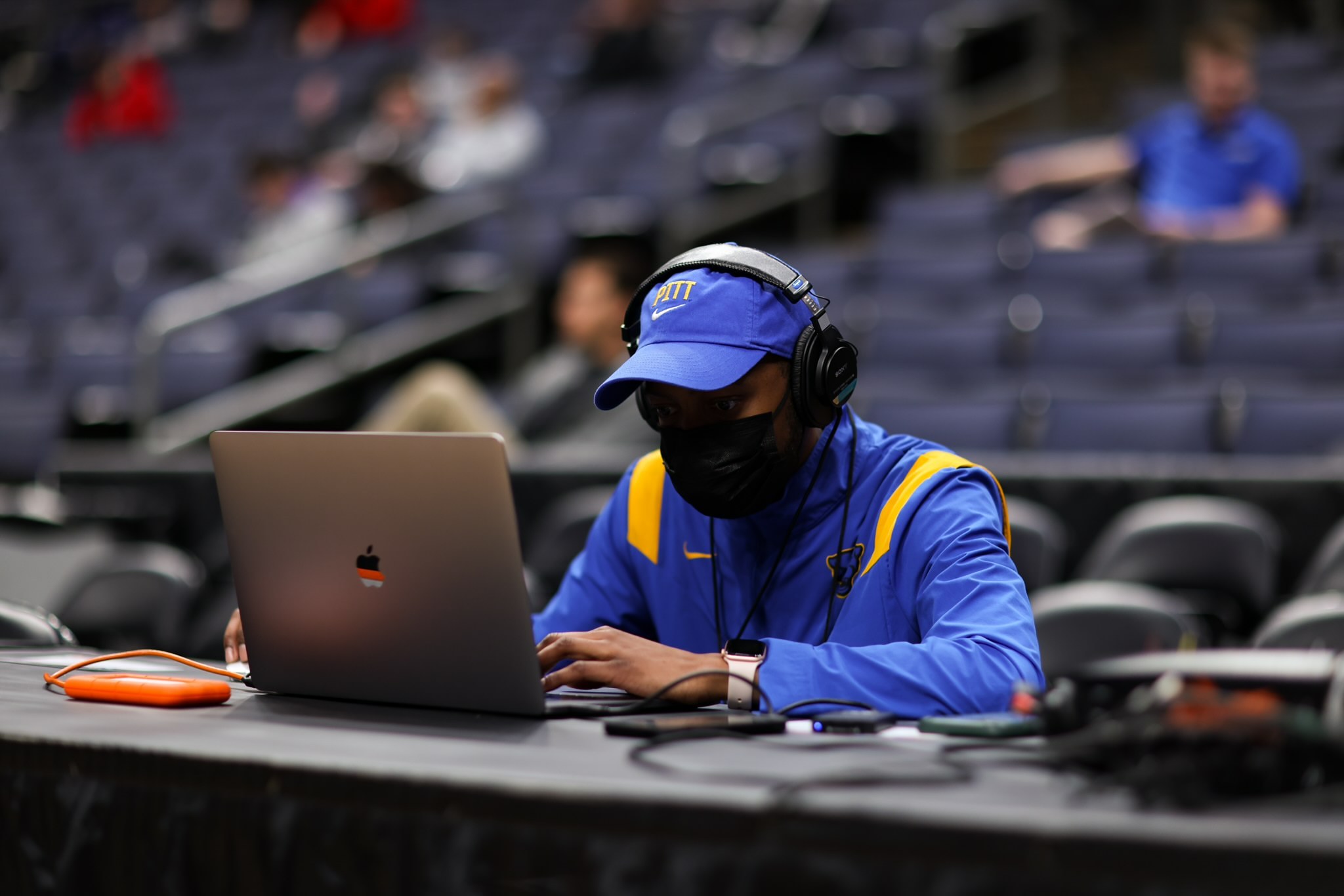 Courtside edit, Pitt era